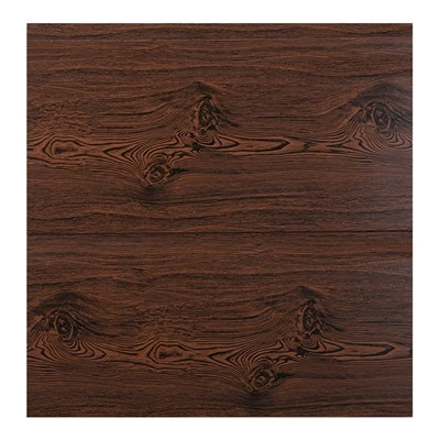 Painéis metálicos isolados decorativos
